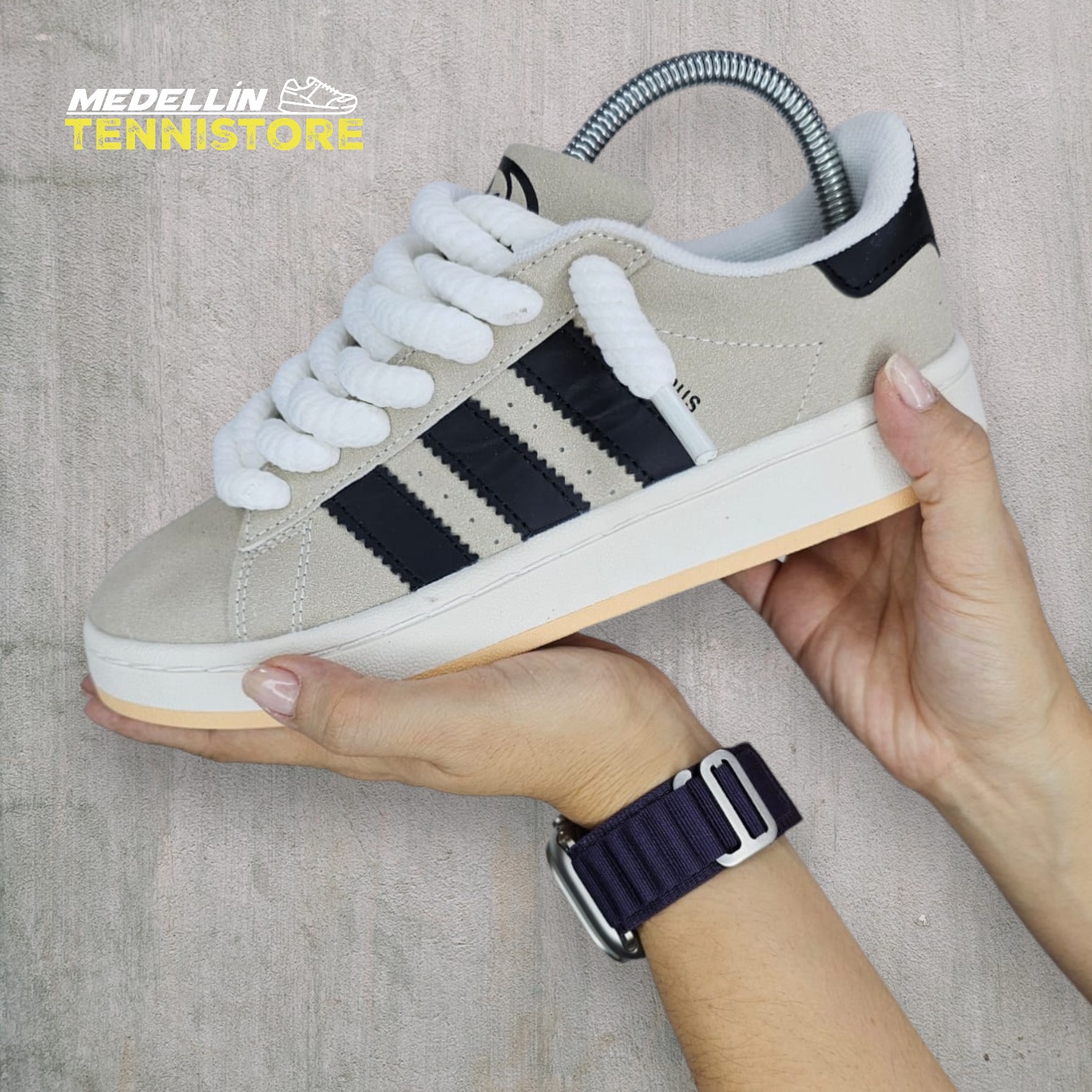 Adidas originals medellin whatsapp hotsell