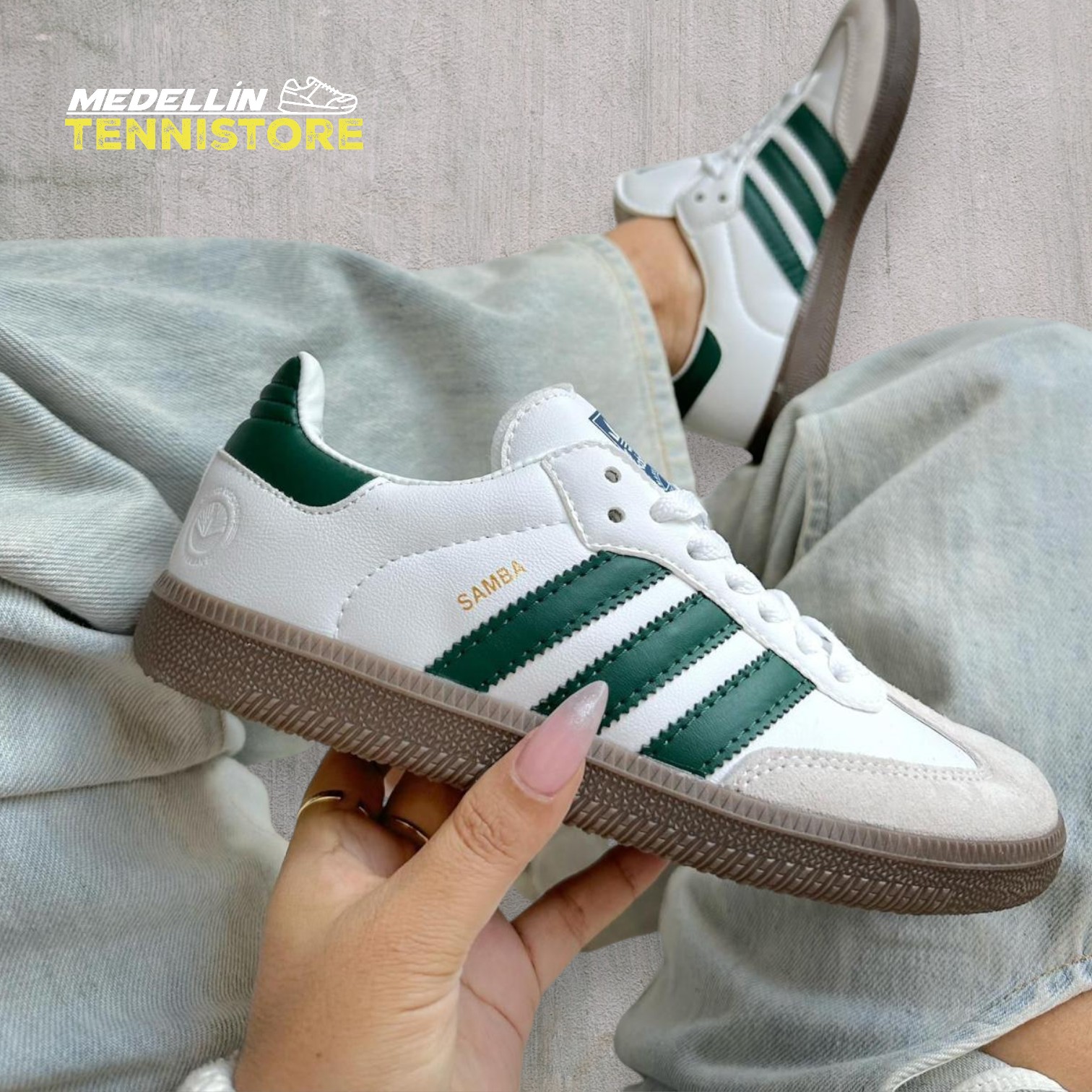 Tenis adidas mujer blancos con verde online